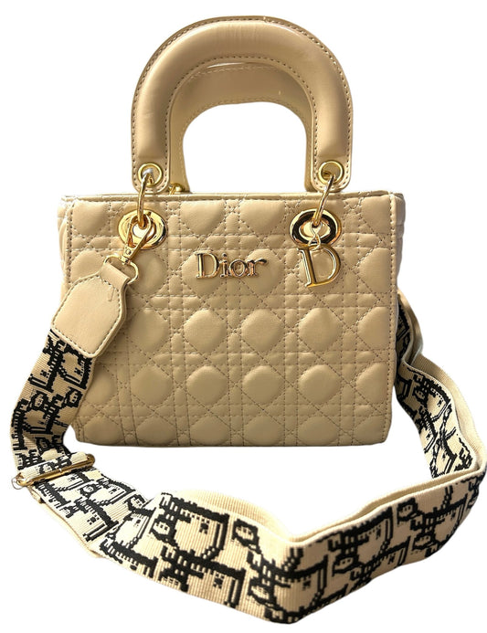 DIOR ΤΣΑΝΤΑΚΙ ΜΠΕΖ