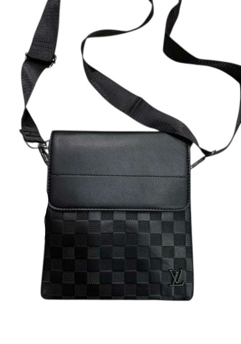 Louis Vuitton MESSENGER